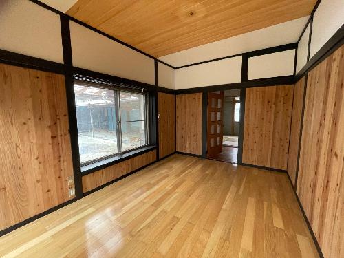 House for Sale 48 (Komachi Area)