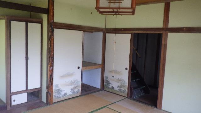 1960s wood house, 13-min walk to station, Nagasaki