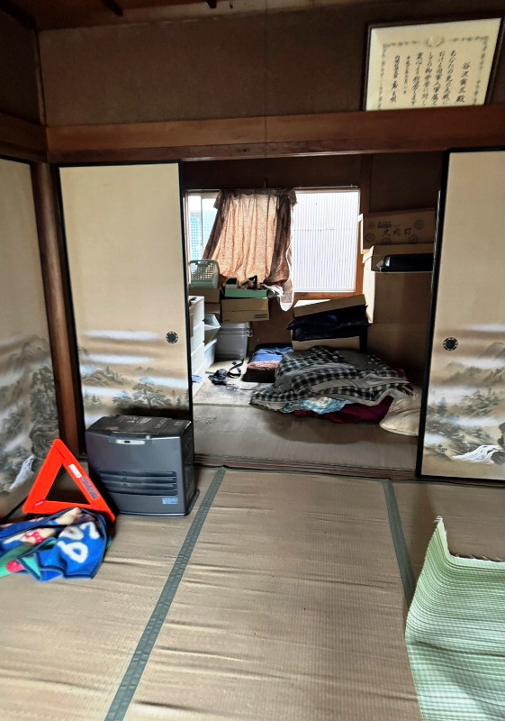 Wood house in Shiga