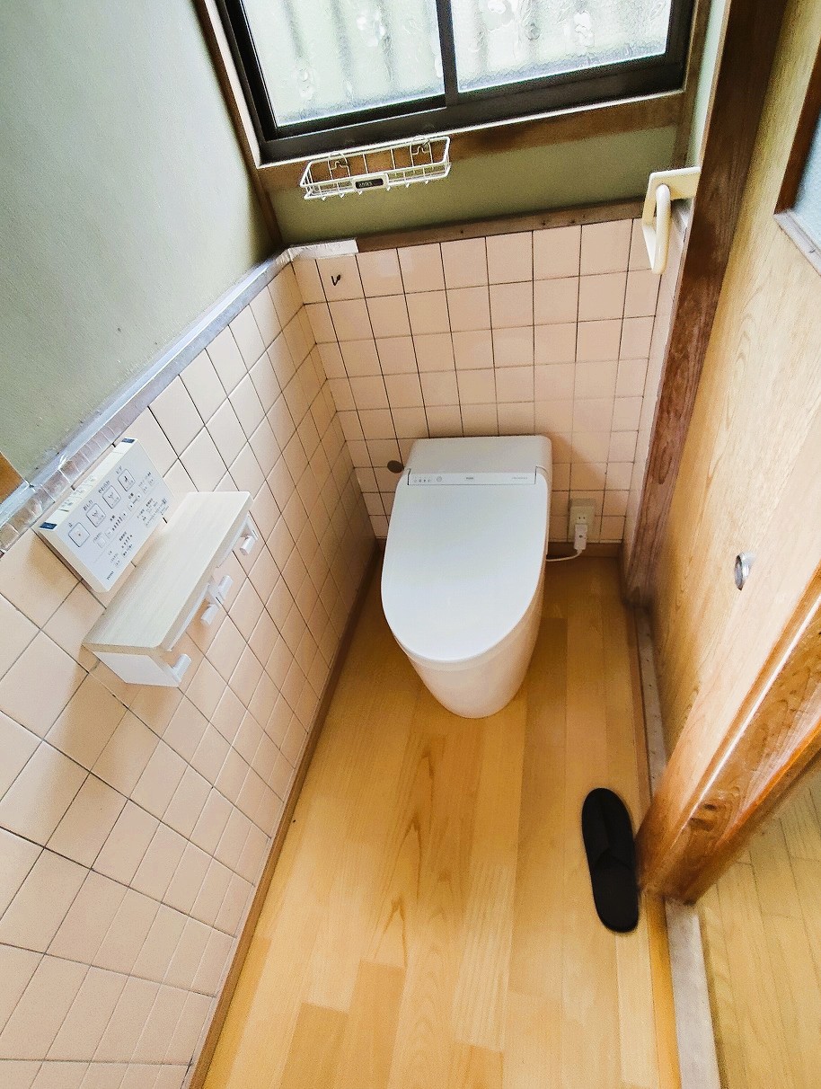 1990s wood house in Ehime