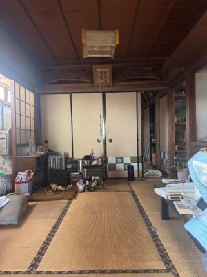 1960s wood house, 20-min walk to station, Miyagi
