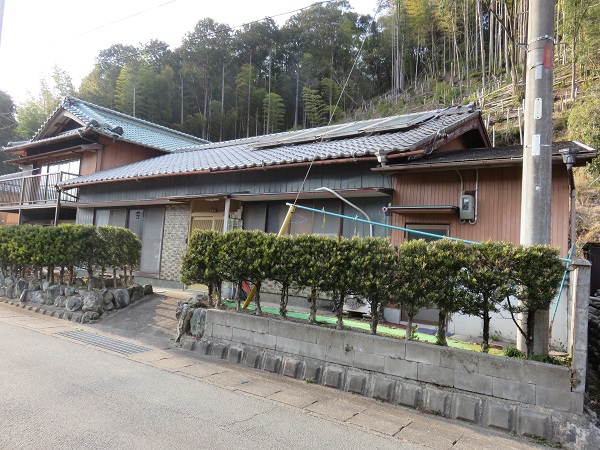 1960s wood house in Matsusaka Kahada