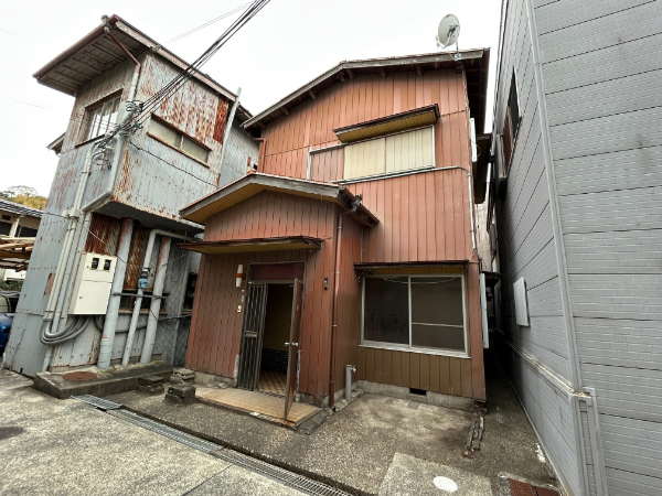 1970s steel-frame house, 10-min walk to station, Wakayama