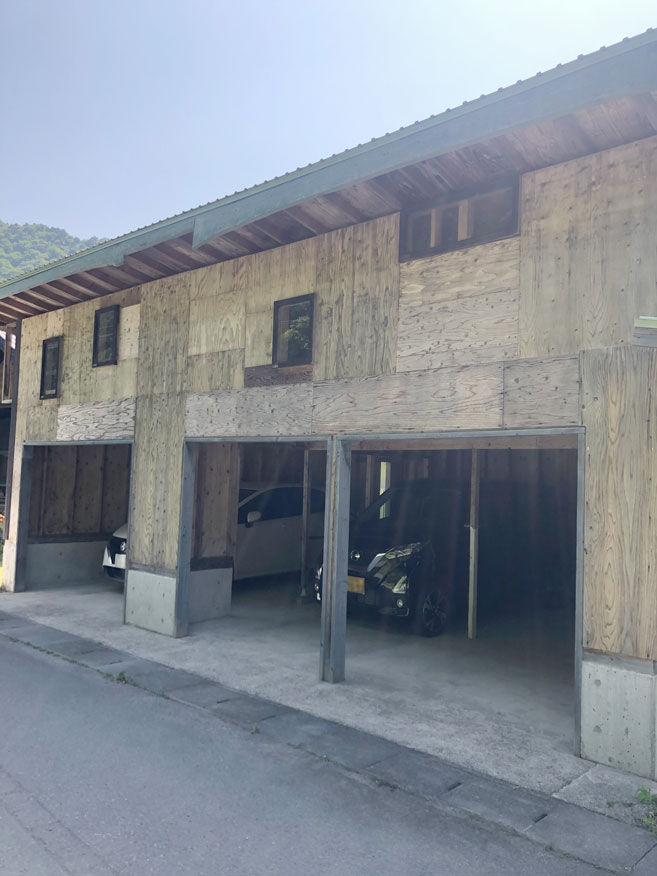 2010s wood house with storehouses in Miyama, Nantan