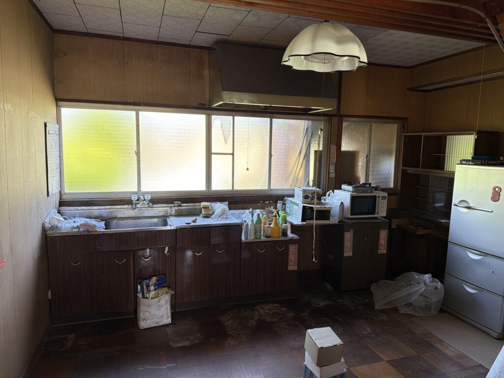 1970s wood house in Omiya, Kyotango, farmland, approval needed