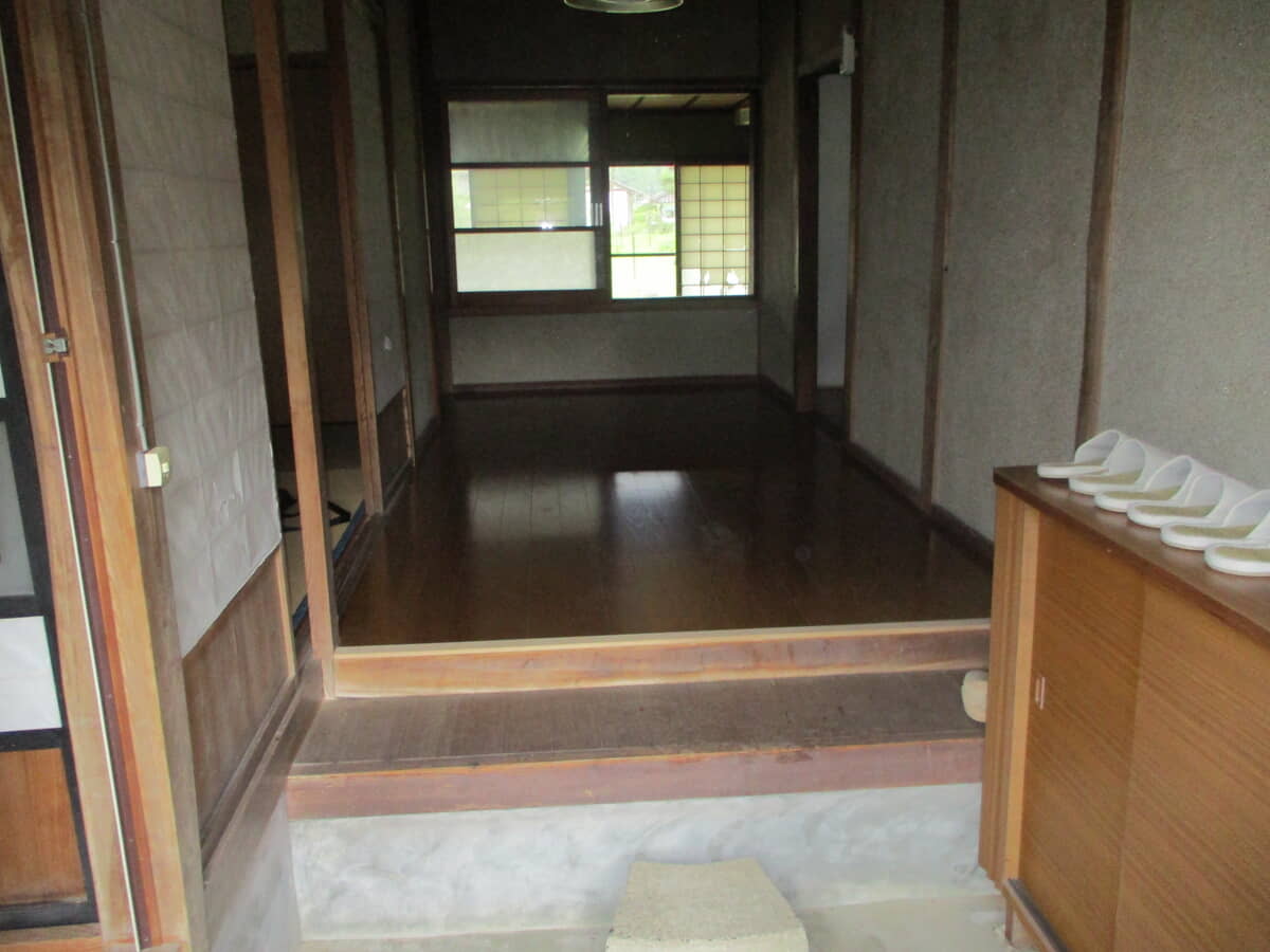1970s wood house in Hiroshima