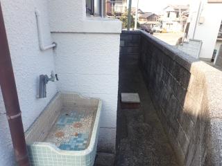 1980s concrete house, 15-min walk to station, Oita