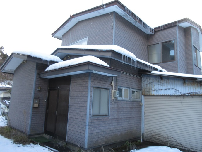 1970s wood house in Akita