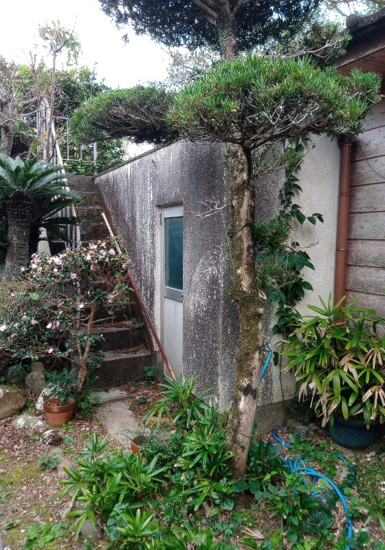 1970s house near the coast in Nishinoomote, Kagoshima