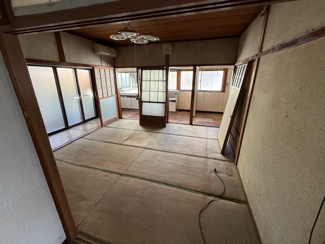 1940s wood house, 4-min walk to station, Nagano