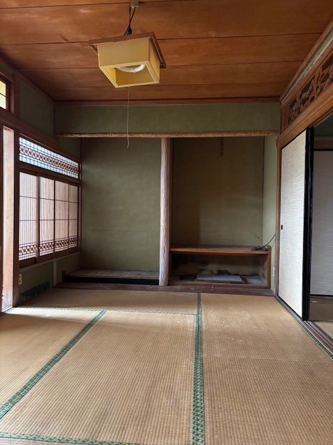 1970s wood house in Kagawa