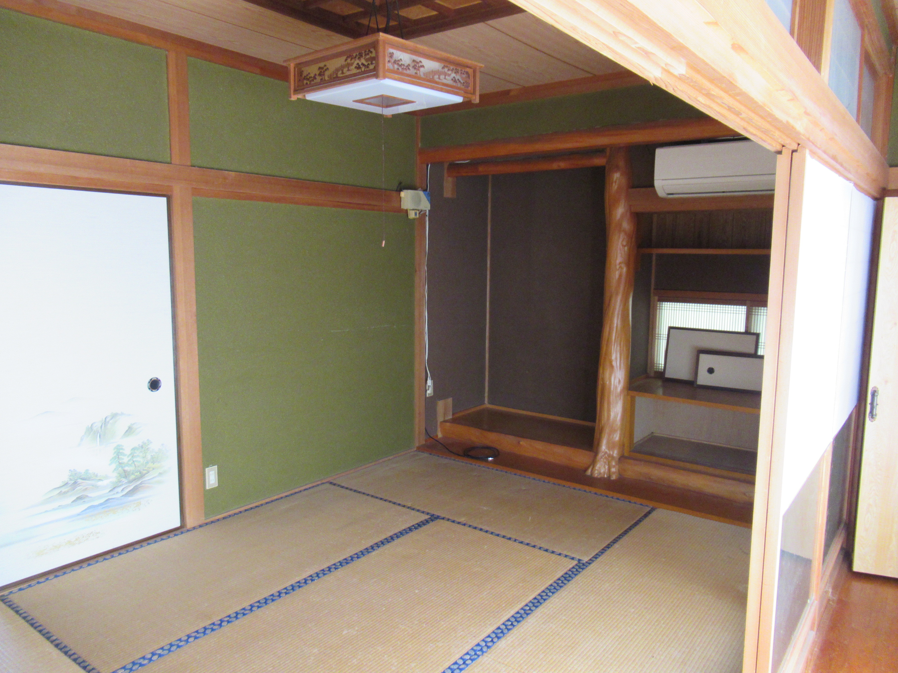 1980s wood house in Ushinefumoto, Tarumizu