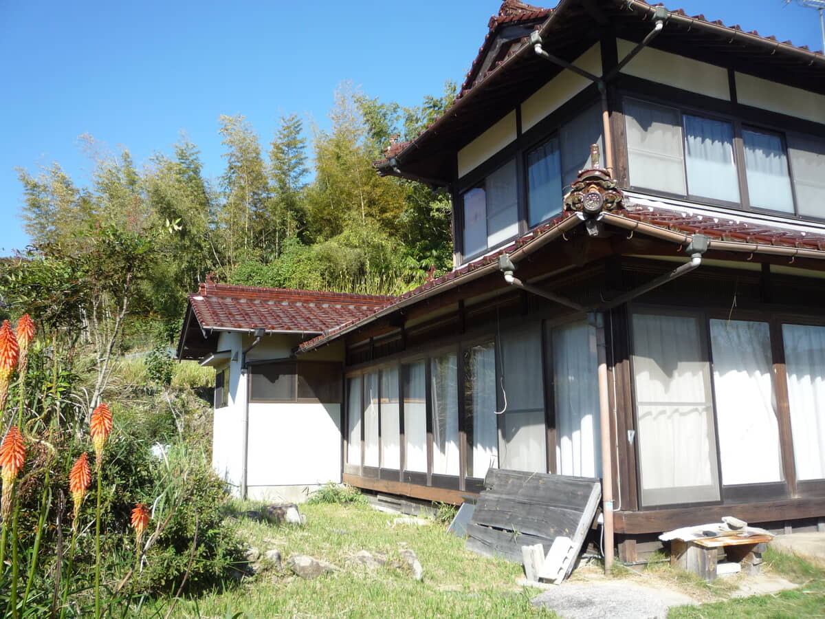 1940s wood house, 15-min walk to station, Hiroshima