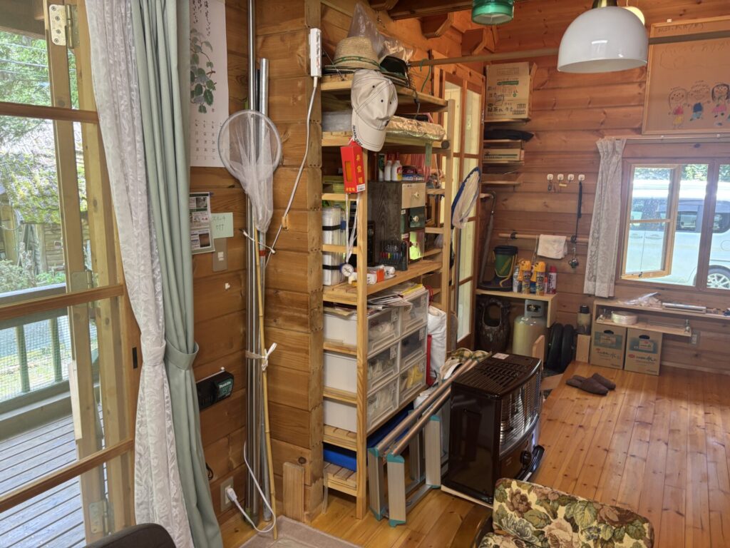 1990s wood house in Nara