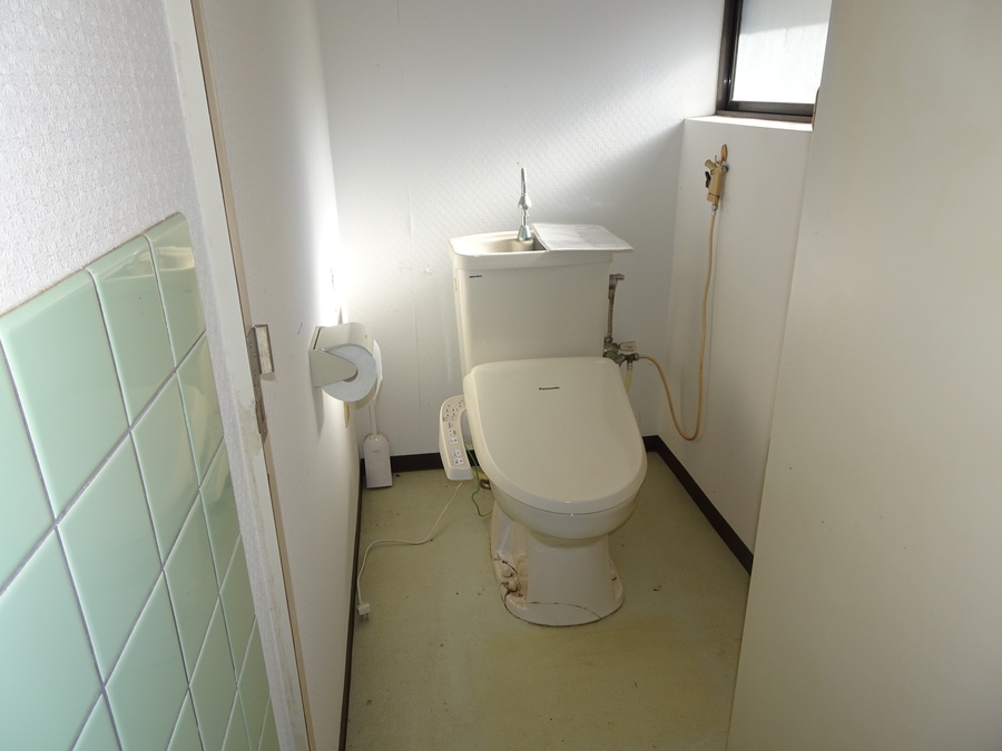 1980s wood house, 18-min walk to station, Shimane