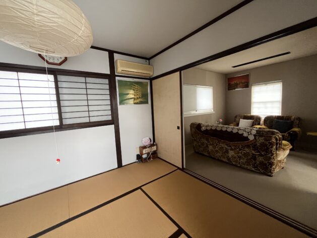 1980s wood house in Ehime
