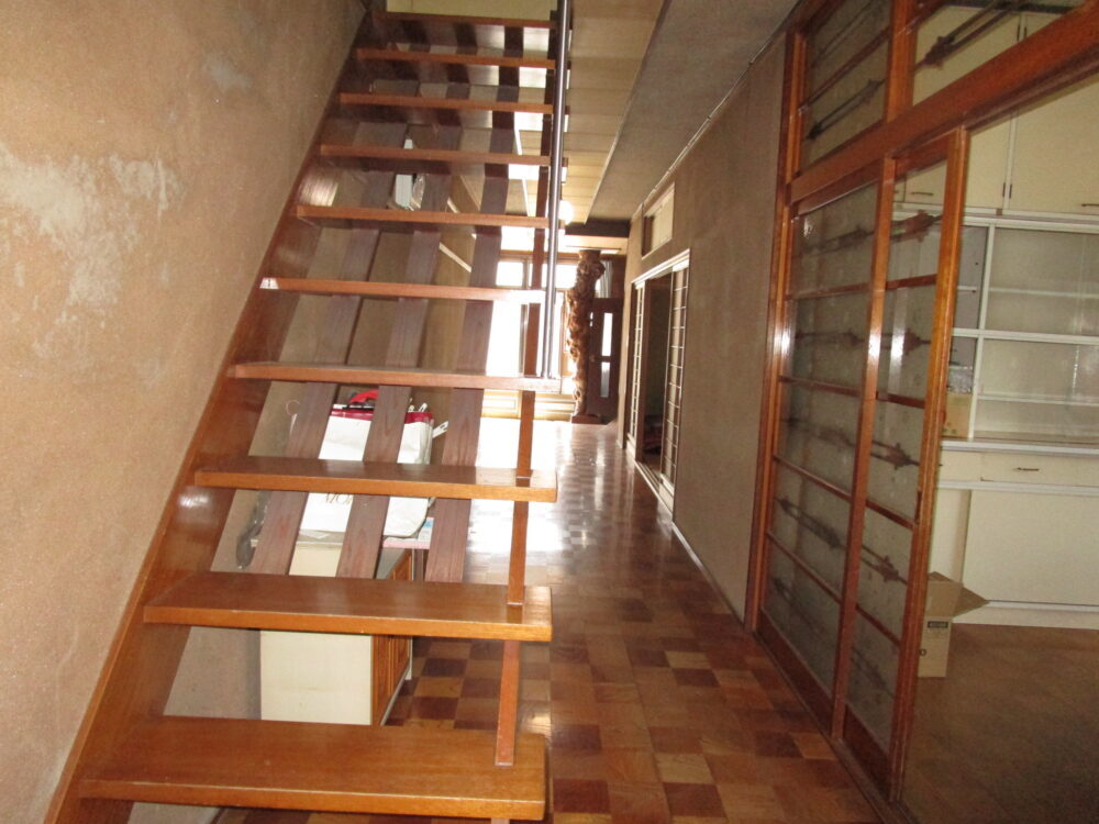 1970s house on a large plot in Iwate