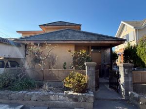 1980s wood house near the coast in Ichiki, Tarumizu