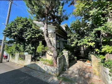 1970s house, 19-min walk to station, Akita