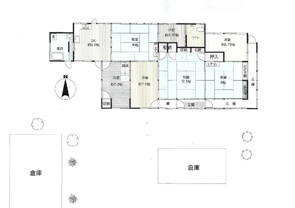 1950s wood house on a large plot in Miyazaki
