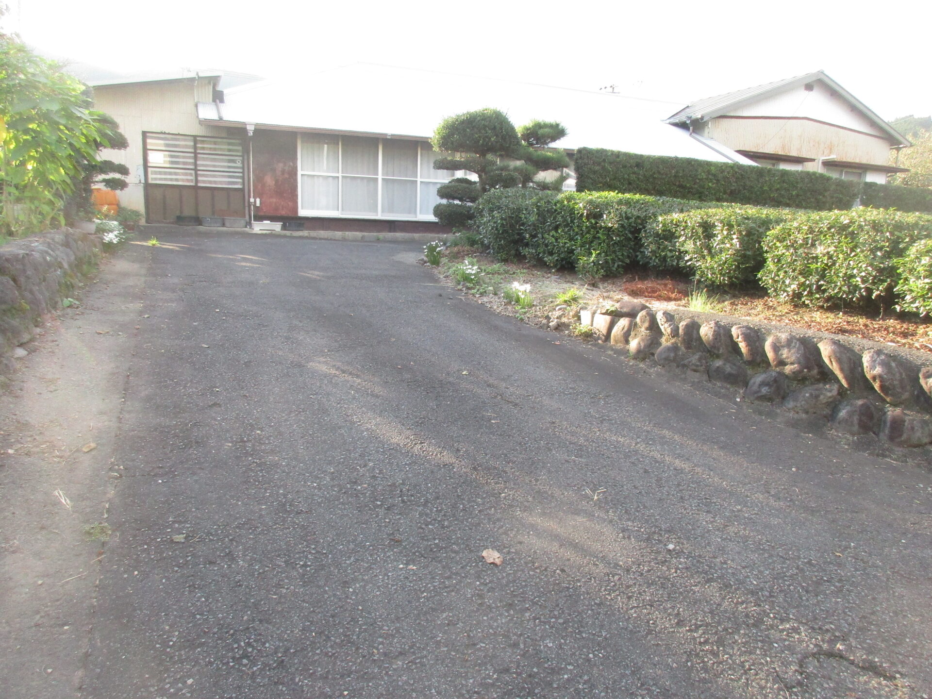 1920s wood house on a large plot in Shizuoka