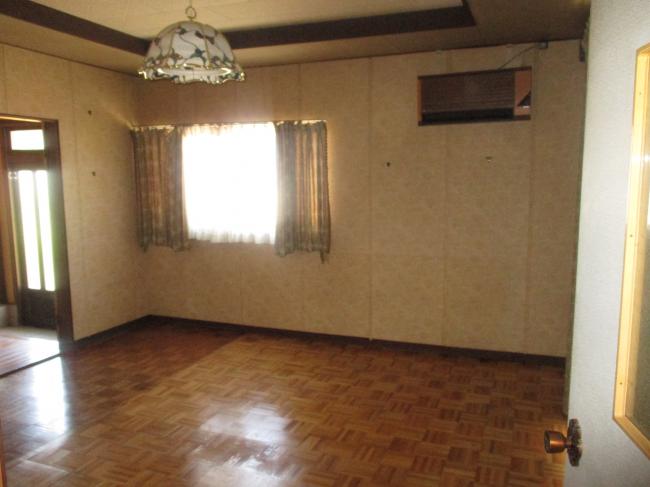 1970s wood house in Kasaoka