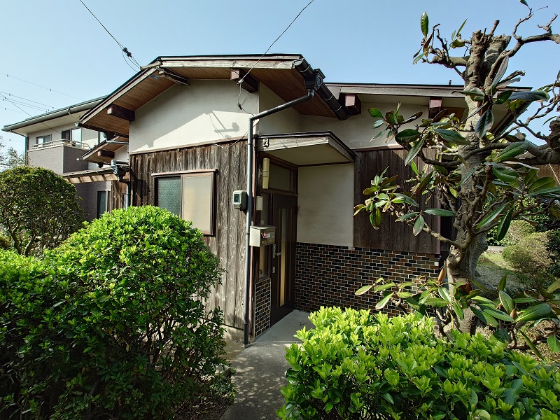1970s wood house, 2-min walk to station, Tottori