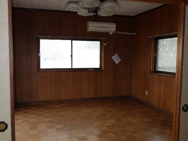Wood house, 20-min walk to station, Nagasaki