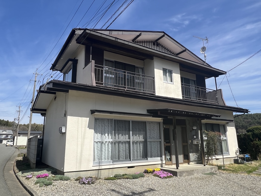 Viewing Appointments Accepted! 7 minutes on foot from Suzuran-no-Sato Station. 2-story house with convenient floor plan.
