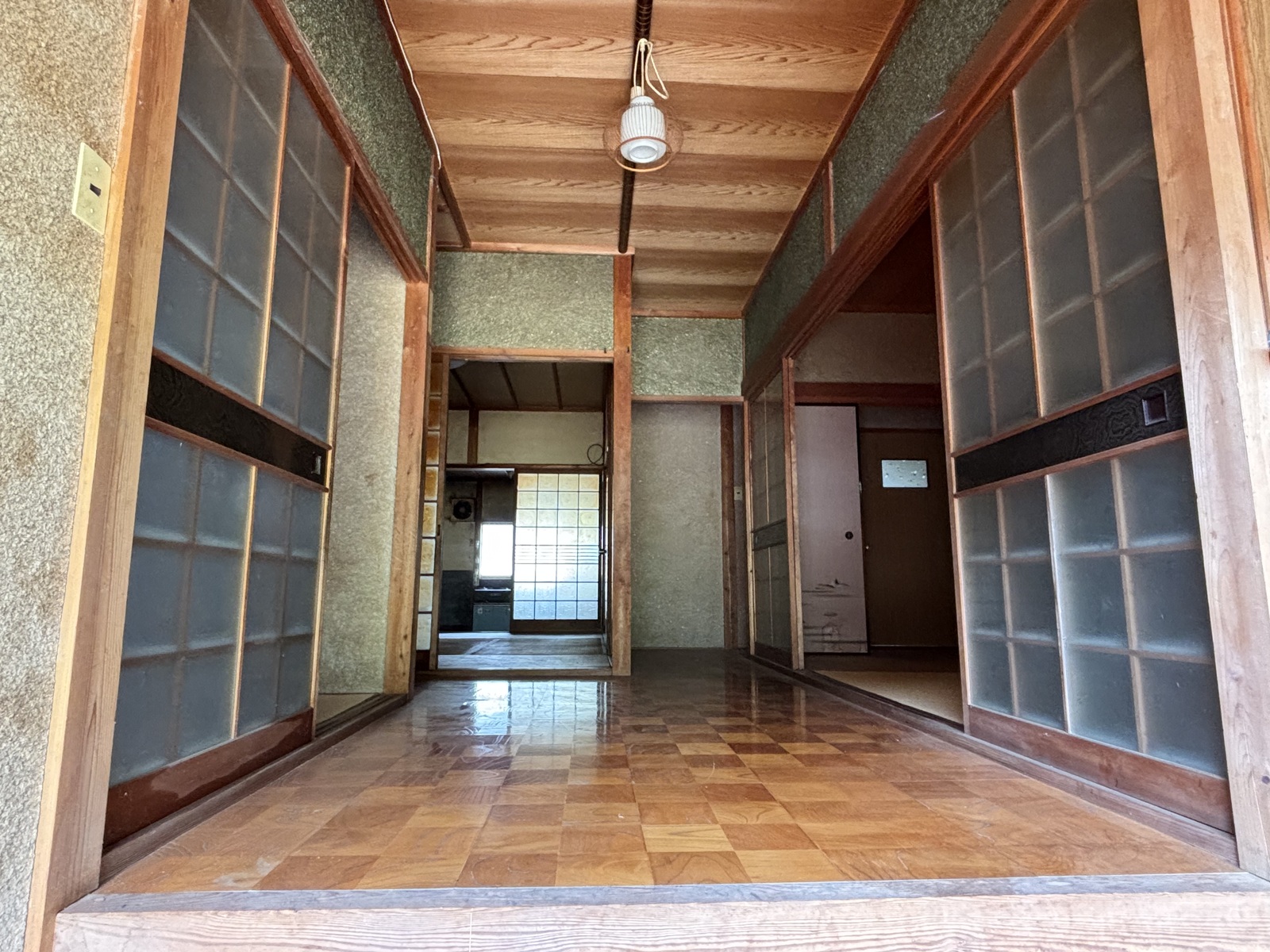 1970s wood house in Hyogo