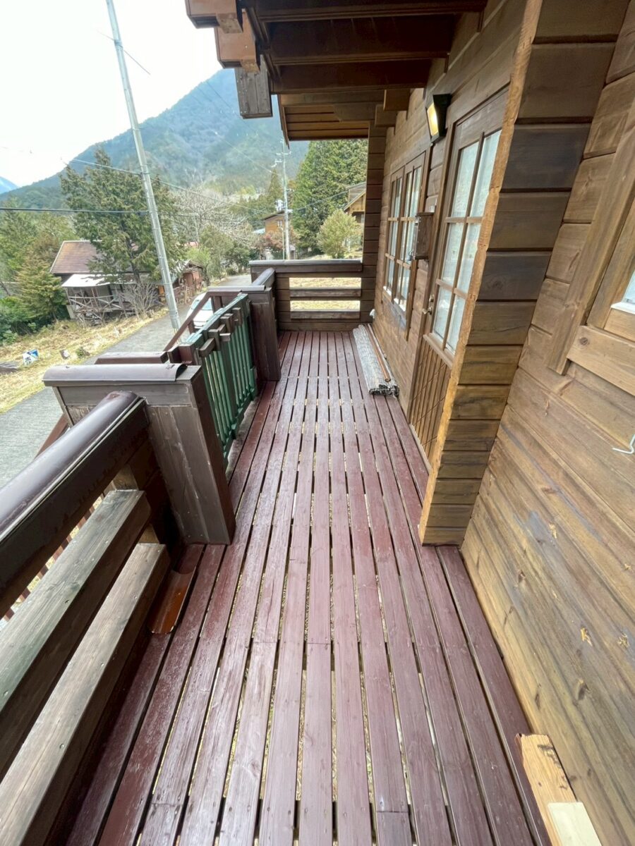 1990s wood house in Hyogo