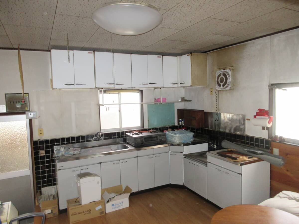 1970s wood house