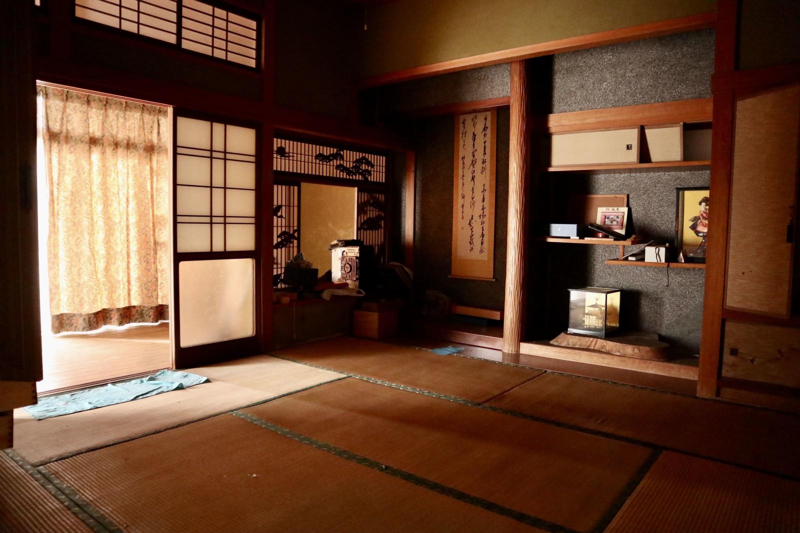 1970s house, 6-min walk to station, Fukuoka