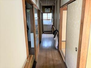 1960s wood house, 1-min walk to station, Shimane