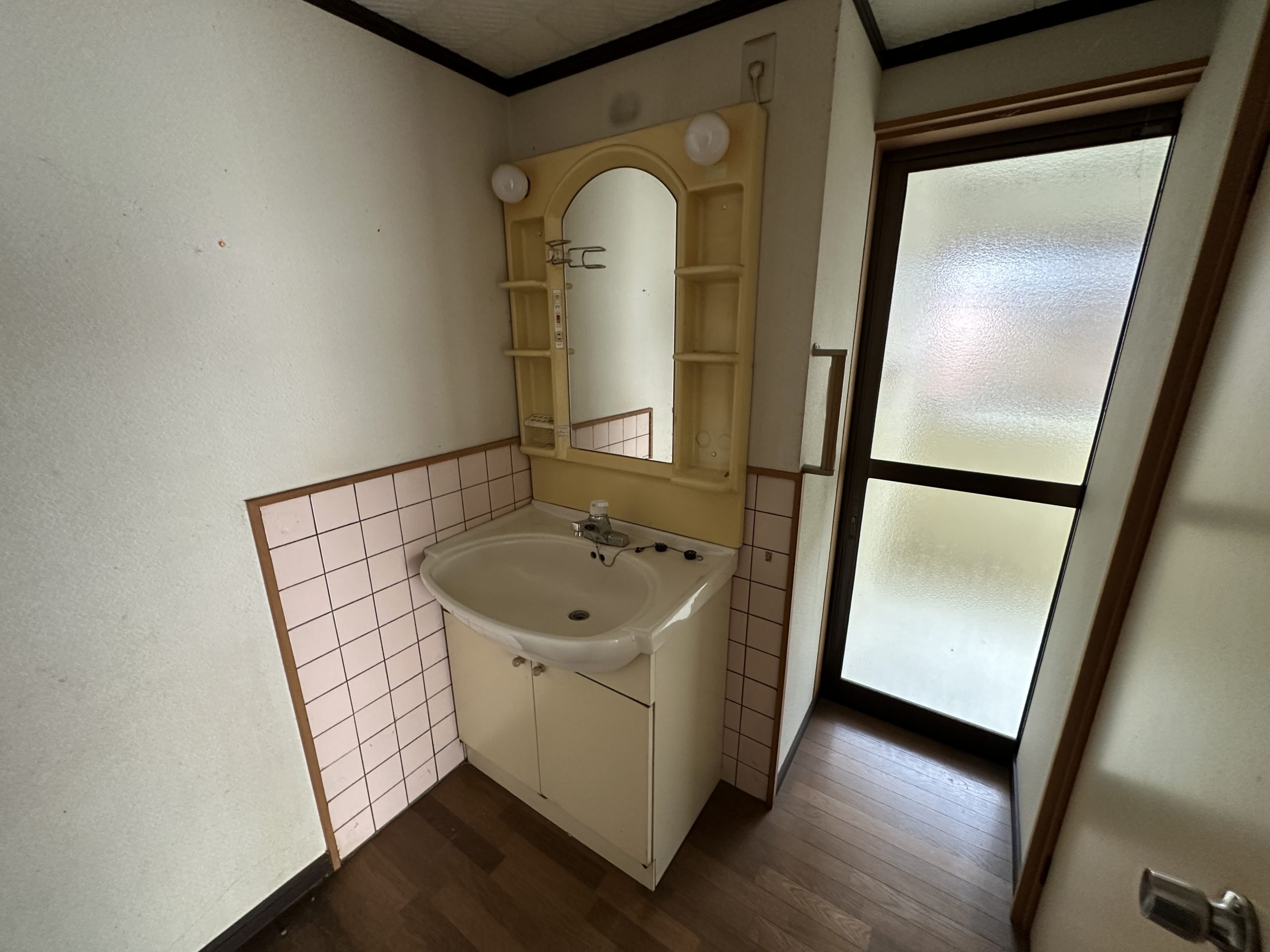 Wood house, 11-min walk to station, Gifu