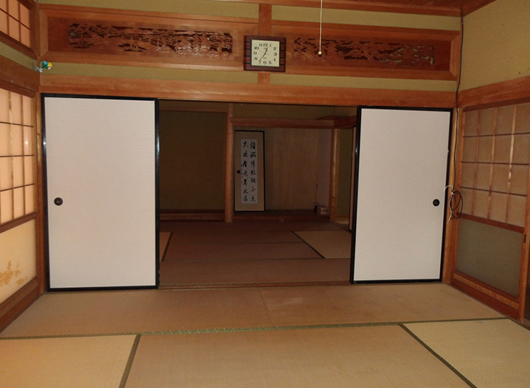 Wood house in Shimane