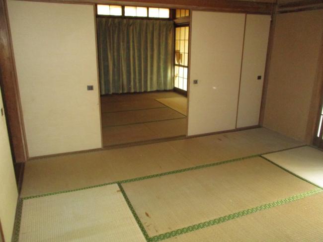 Floor plan for 1970s steel-frame house, 17-min walk to station, Okayama