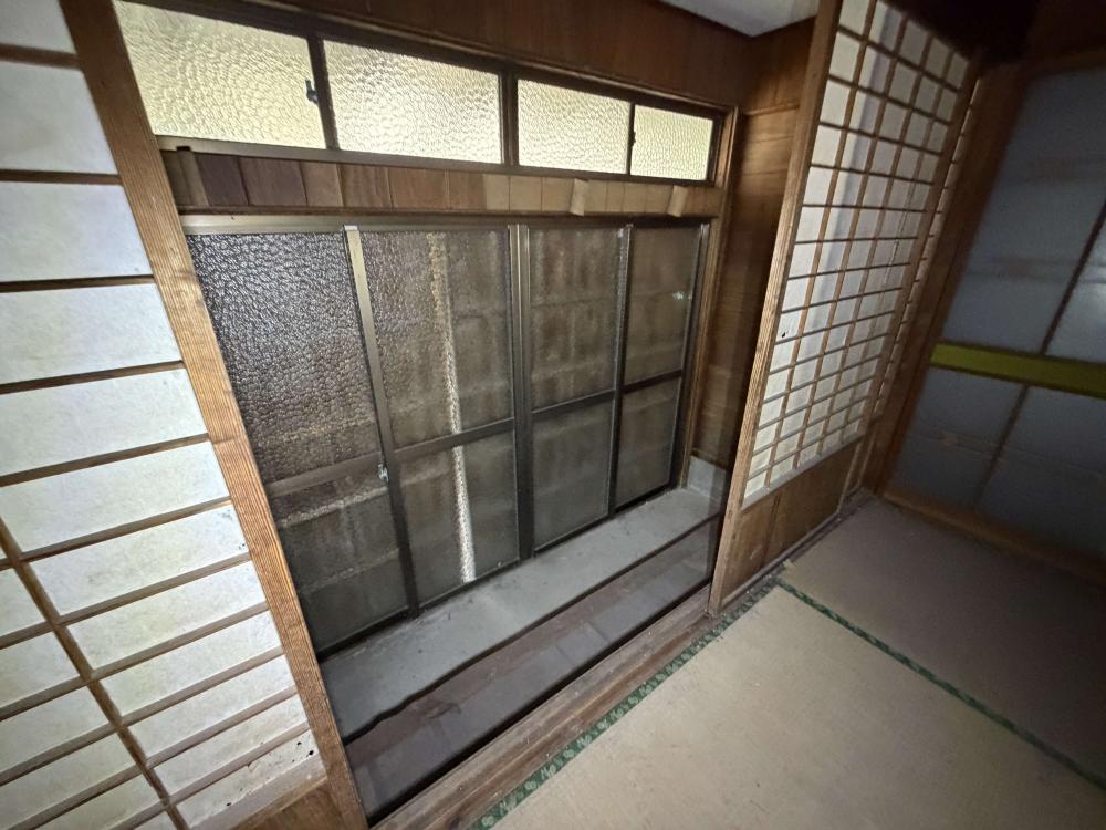 1950s wood house near the coast in Kanoya, Kagoshima