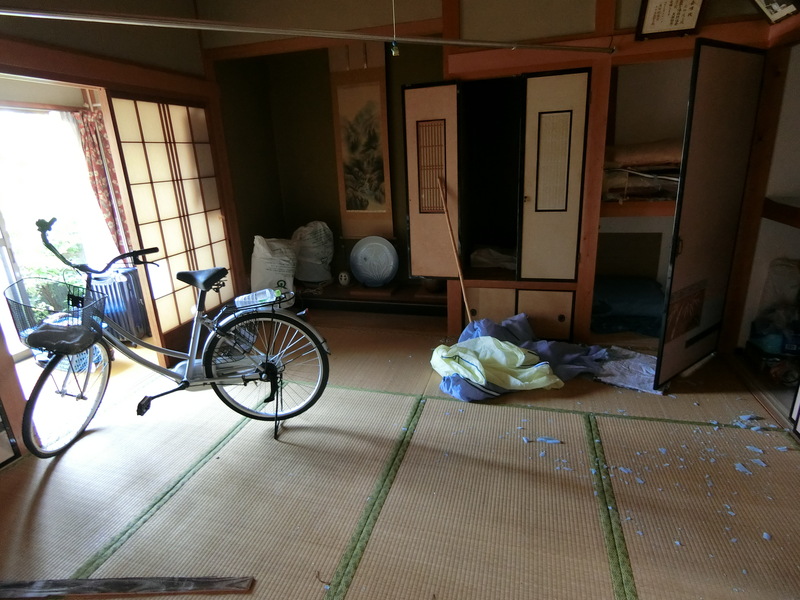 1980s wood house, 6-min walk to station, Kochi