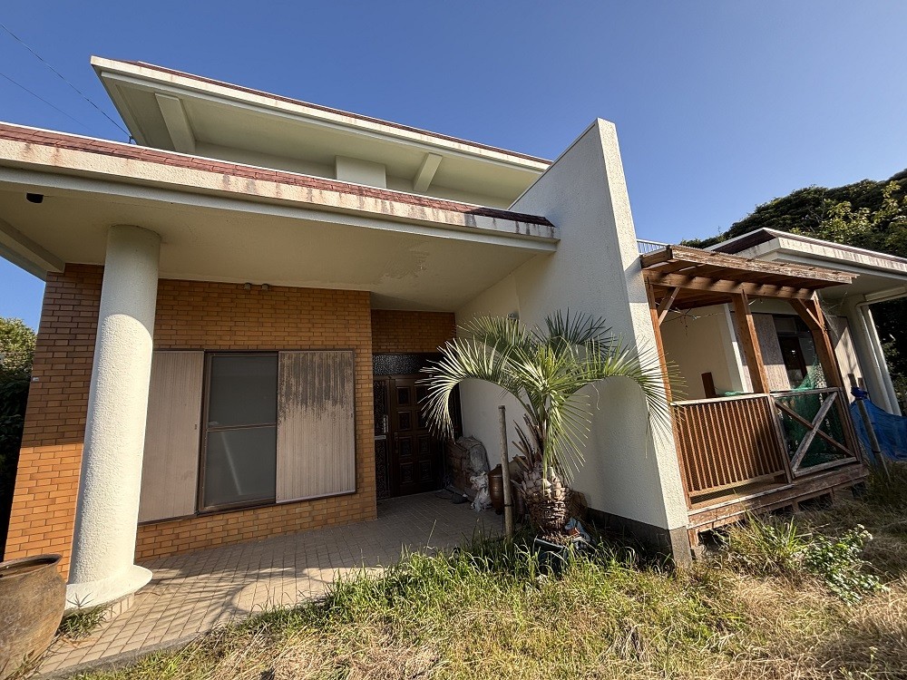 Concrete house in Kaimonkawashiri, Ibusuki, farmland, approval needed