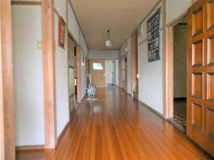 1970s wood house, 20-min walk to station, Shimane