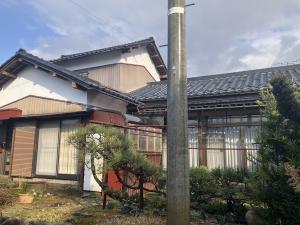 1960s wood house, 4-min walk to station, Fukui