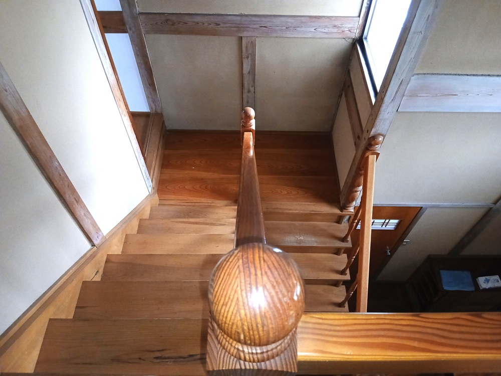 1980s wood house, 5-min walk to station, Iwate