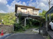 1990s wood house in Ehime