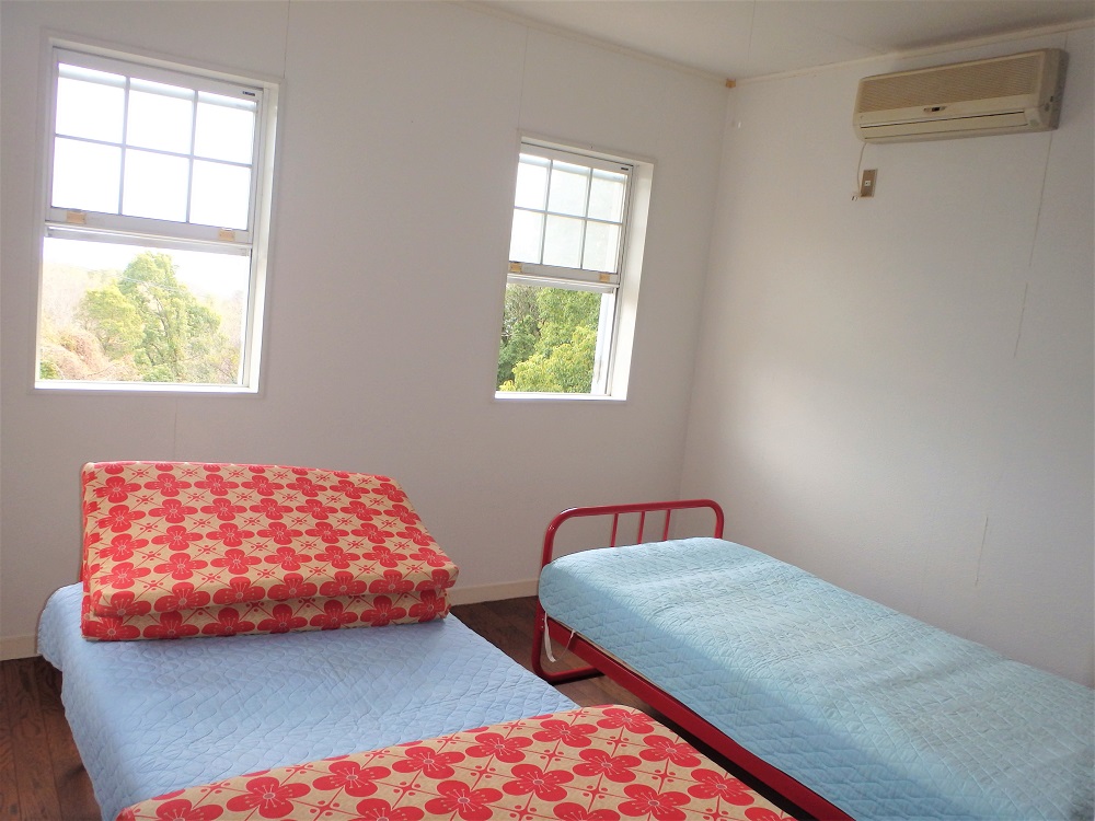 1980s wood house on a large plot in Kagawa