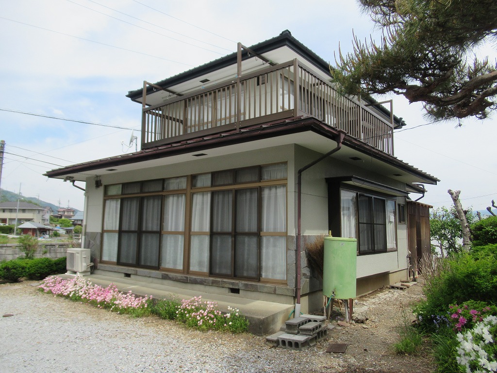 1970s wood house in Nagano