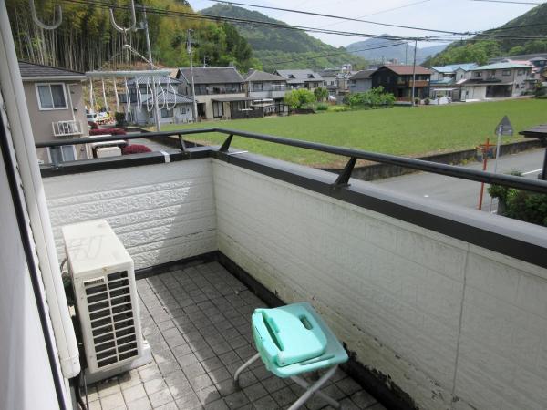 1990s wood house in Ehime