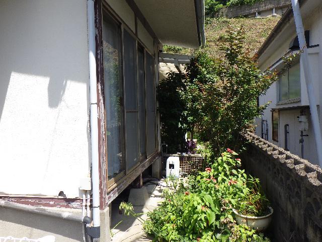 1970s wood house, 8-min walk to station, Nagasaki