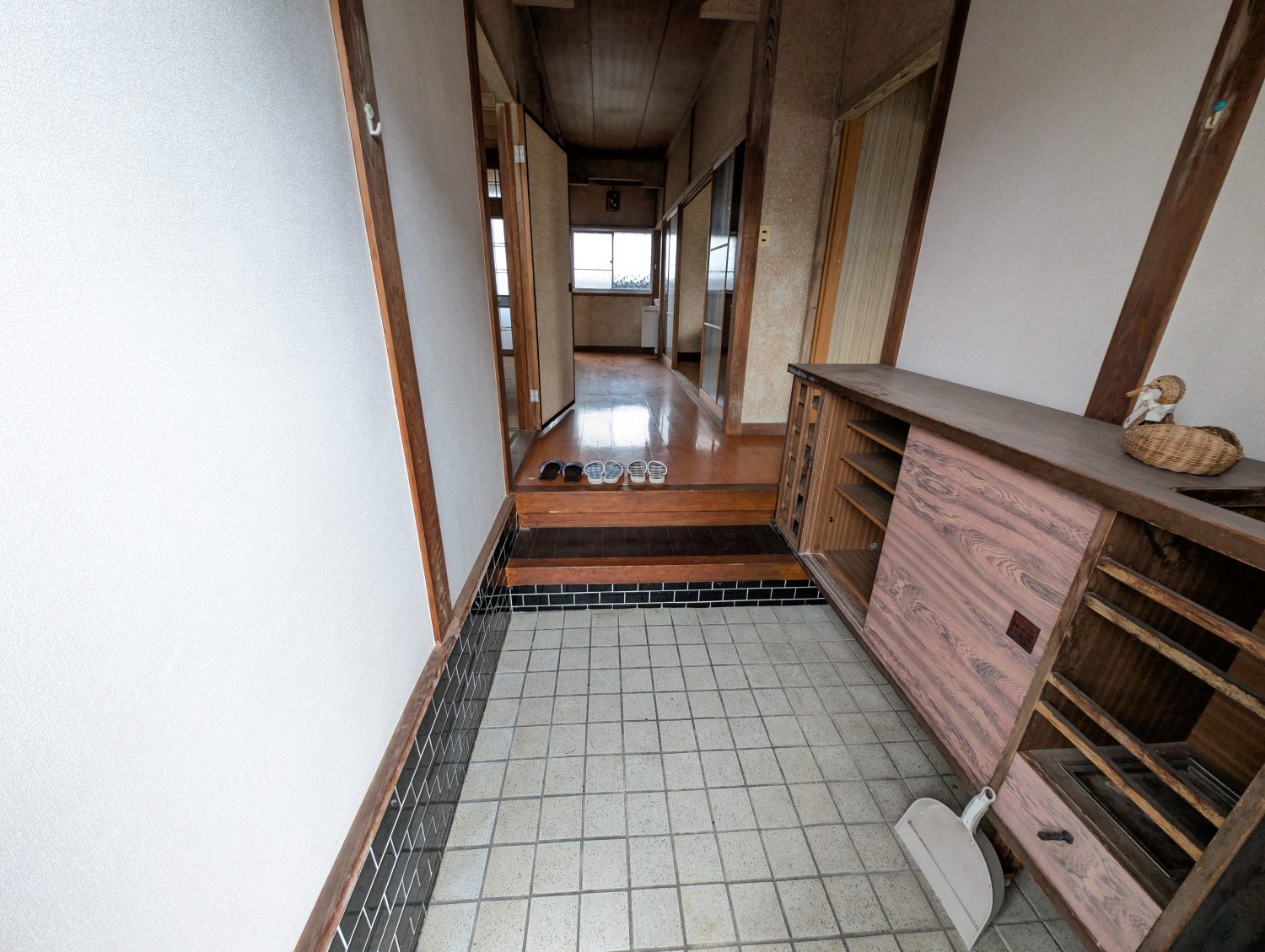 1970s wood house, 6-min walk to station, Hyogo