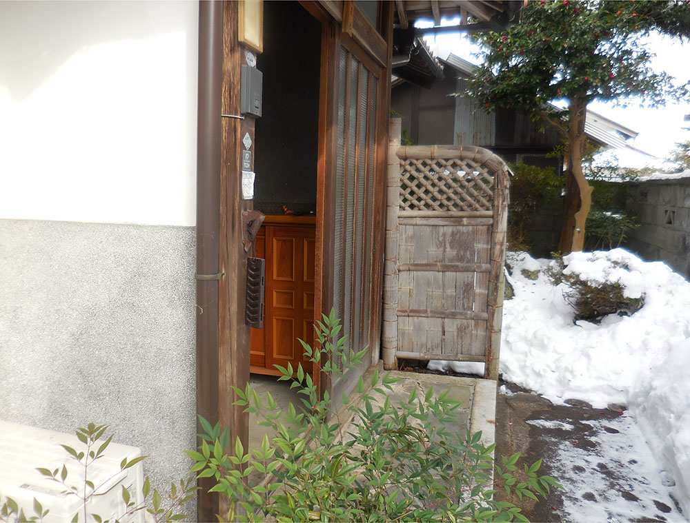 Wood house in Shiga